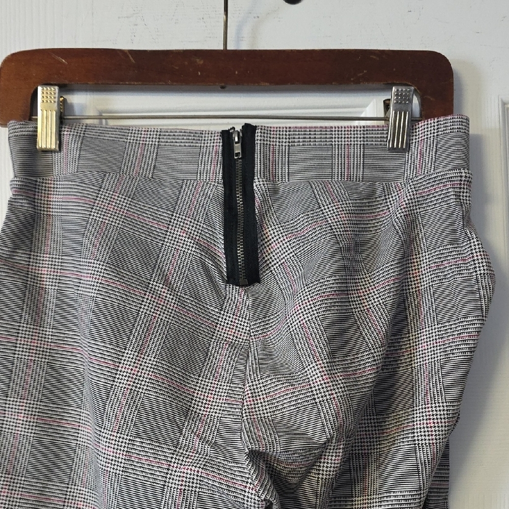 Time and Tru Women's Plaid Pants - Picture 3 of 4